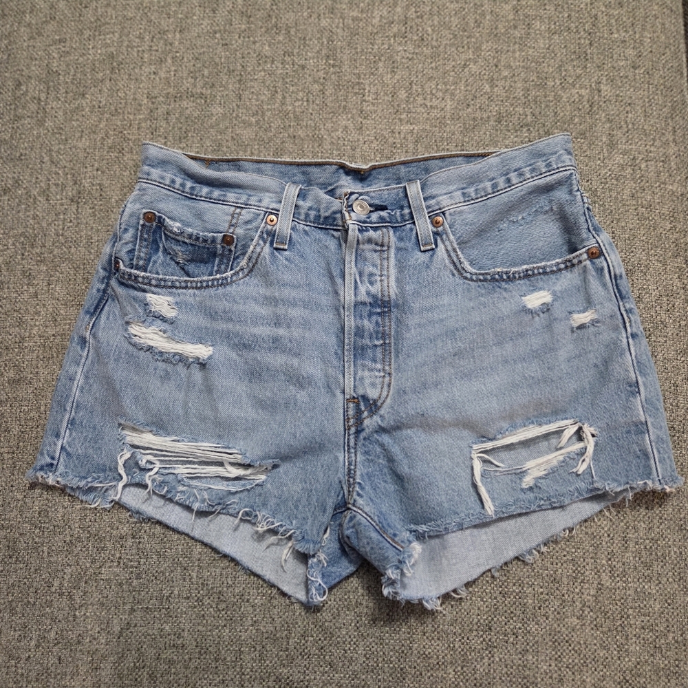 Levi's 501 Original Fit Jean Denim Shorts Women's Size 31 High-Rise Distressed